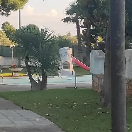 Bianca Villa Cozzana
